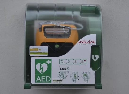 defibrillator_halle2.jpg