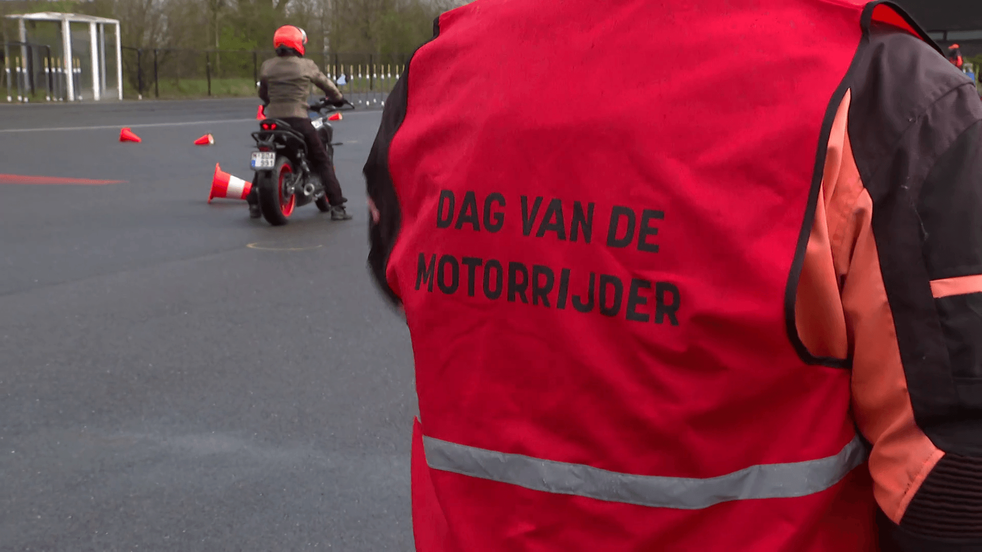 Dag van de Motorrijder in PIVO Asse "Rijvaardigheden heropfrissen" Ring