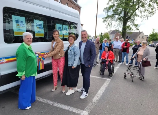 Londerzeel lanceert De Buurtbus Londerzeel lanceert De Buurtbus