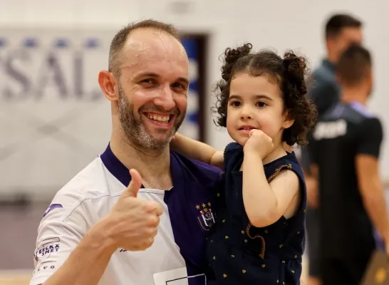 RSCA Futsal op weg naar titel RSCA Futsal op weg naar titel