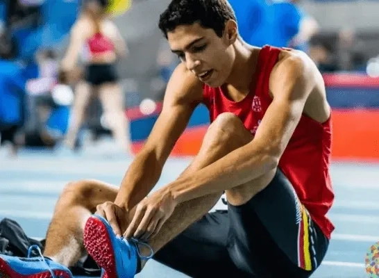 Sacoor grijpt nipt naast medaille op de 400 meter Sacoor grijpt nipt naast medaille op de 400 meter