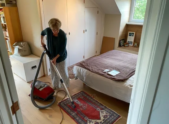 Velt vzw onderzoekt bij burgers hoeveel pesticiden in de slaapkamer belanden