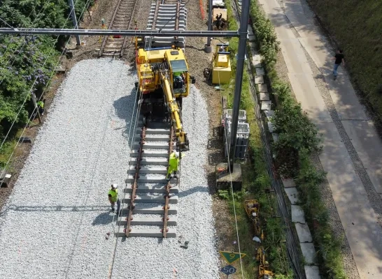 Er wordt gewerkt aan de spoorlijn tussen Jette en Opwijk Er wordt gewerkt aan de spoorlijn tussen Jette en Opwijk