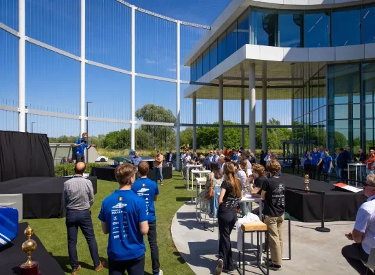 Solar Team onthult efficiëntste zonnewagen ooit