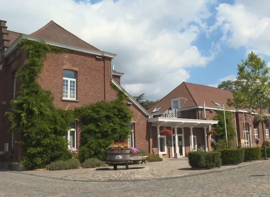 2018_gemeentehuis_linkebeek_0.png