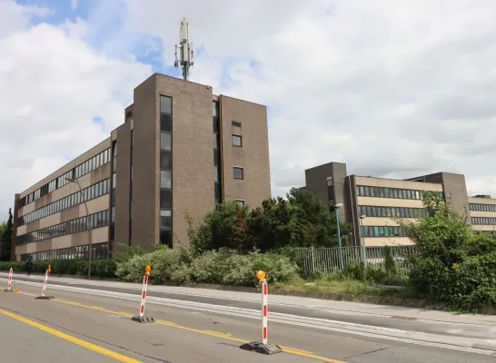 FOD Financiën, politierechtbank en vredegerecht vanaf volgend najaar onder een dak in Halle FOD Financiën, politierechtbank en vredegerecht vanaf volgend najaar onder een dak in Halle