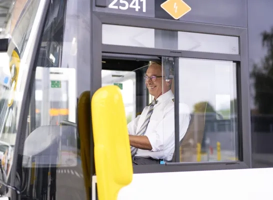 chauffeur_de_lijn_websitedelijn.jpg