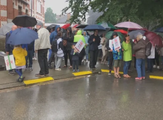 grimbergen_actie_pro_vluchtelingen_2.mp4_frame_715.png