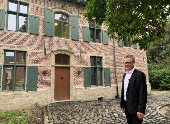 krisleaertspastorie.jpg