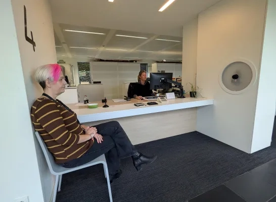 Vier loketten zijn uitgerust met het Live Enrollment-systeem Vier loketten zijn uitgerust met het Live Enrollment-systeem
