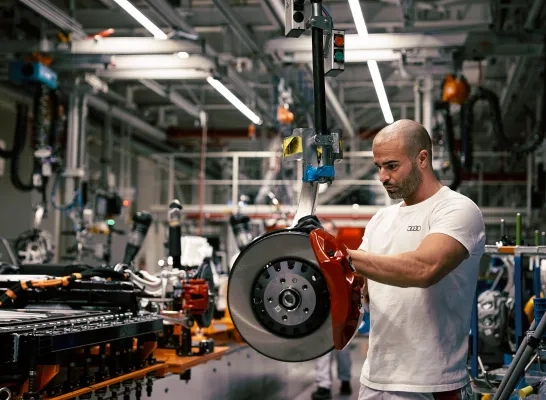 Sluiting Audi Brussels: drie gewesten bundelen krachten om werknemers te steunen Sluiting Audi Brussels: drie gewesten bundelen krachten om werknemers te steunen