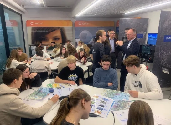Leerlingen ontdekken luchtvaartcarrières in de Aviato Academy Leerlingen ontdekken luchtvaartcarrières in de Aviato Academy