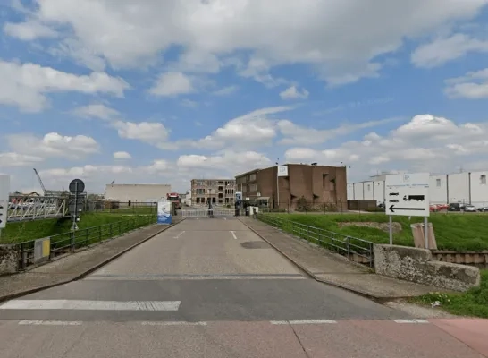 106 banen bedreigd bij gelatinefabriek van PB Leiner in Vilvoorde 106 banen bedreigd bij gelatinefabriek van PB Leiner in Vilvoorde