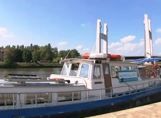 waterbus2.jpg