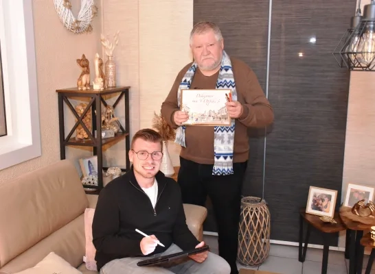 Auteur Jean-Paul Van der Elst uit Peizegem (Merchtem) en tekenaar Nick Van Bever uit Opwijk Auteur Jean-Paul Van der Elst uit Peizegem (Merchtem) en tekenaar Nick Van Bever uit Opwijk