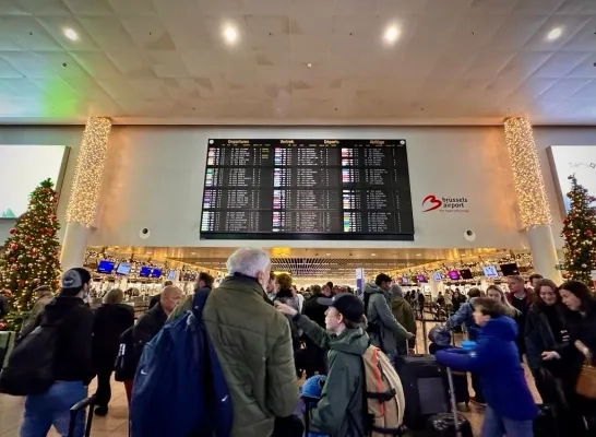 Brussels Airport verwacht meer dan een miljoen reizigers tijdens de kerstvakantie Brussels Airport verwacht meer dan een miljoen reizigers tijdens de kerstvakantie