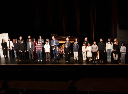 In de Lijsterbes tonen jonge pianisten hun kunnen op het pianoconcours César Franck In de Lijsterbes tonen jonge pianisten hun kunnen op het pianoconcours César Franck