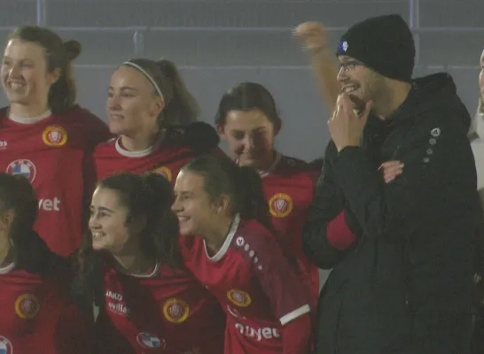 Voetbaldames van Leeuw Brucom winnen op het veld van Mazenzele Opwijk: "Drie gouden punten" Voetbaldames van Leeuw Brucom winnen op het veld van Mazenzele Opwijk: "Drie gouden punten"