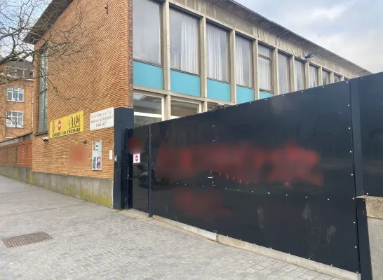 Basisschool Sint-Jozef in Strombeek blijft de rest van de week toe: “Leerkrachten vinden de sfeer niet veilig genoeg” Basisschool Sint-Jozef in Strombeek blijft de rest van de week toe: “Leerkrachten vinden de sfeer niet veilig genoeg”