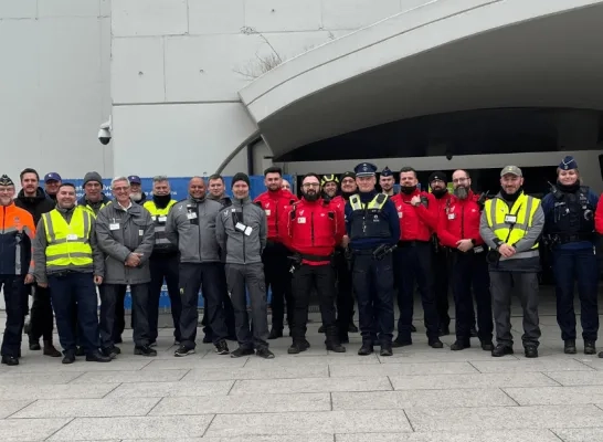 Tal van veiligheidsdiensten sloegen de handen in elkaar Tal van veiligheidsdiensten sloegen de handen in elkaar