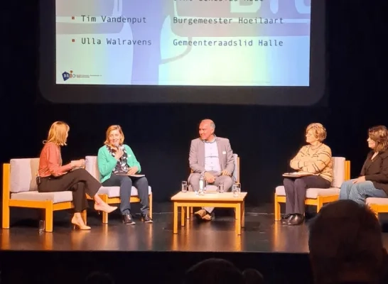 Na de presentatie van het onderzoek volgde een panelgesprek