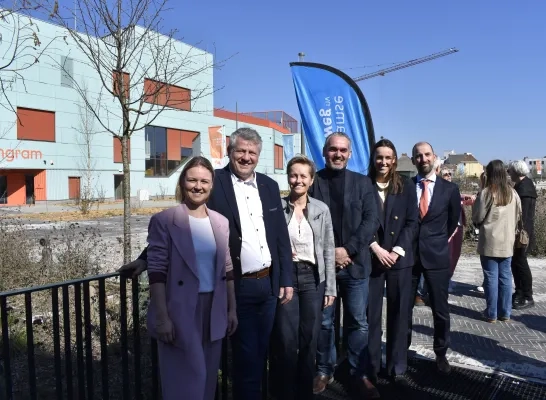 Gloednieuw Broekplein in Vilvoorde officieel geopend: “Dit wordt dé ontmoetingsplaats voor de buurt” 