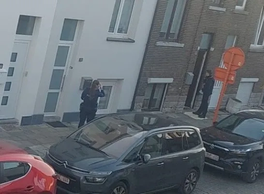 Poging tot ontvoering in Vilvoorde? Politie start onderzoek nadat twee twintigers man in autokoffer dwingen Poging tot ontvoering in Vilvoorde? Politie start onderzoek nadat twee twintigers man in autokoffer dwingen