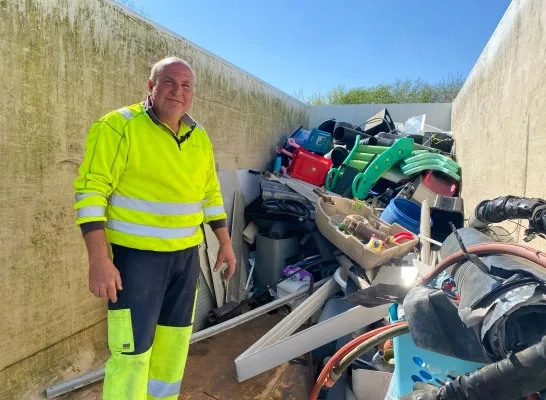 Recyclageparkwachter André gaat met pensioen: “Er zijn ‘sjarels’ die zich niet aan de regels houden”