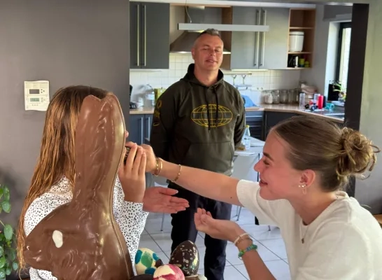 Jitte uit Pajottegem wint de paasactie van Ring en Coovi