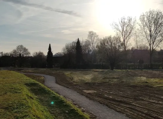 Het nieuwe park aan de Oyenbrugstraat Het nieuwe park aan de Oyenbrugstraat