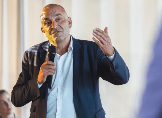 Kris Claes, gedelegeerd bestuurder Voka Kamer van Koophandel Vlaams-Brabant Kris Claes, gedelegeerd bestuurder Voka Kamer van Koophandel Vlaams-Brabant