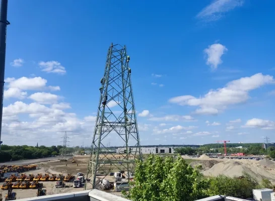 Er wordt een hoogspanningsmast gebouwd in Vilvoorde Er wordt een hoogspanningsmast gebouwd in Vilvoorde