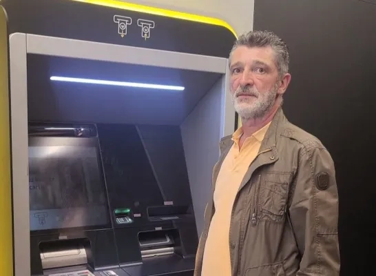 Alain wacht al ruim drie weken op geld na misgelopen storting in Batopin-automaat
