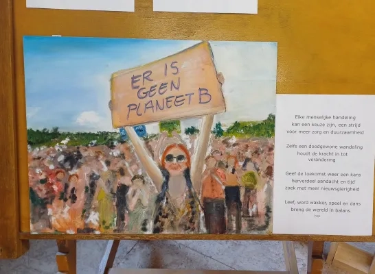 Kunstkring 10x10 uit Rode wil met expo bezoekers doen nadenken over overconsumptie 