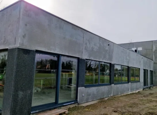 Bouwwerken sportsite Den Dam in Steenokkerzeel lopen vertraging op door faillissement onderaannemer: “Tegenslag waardoor alles enkele weken opschuift”