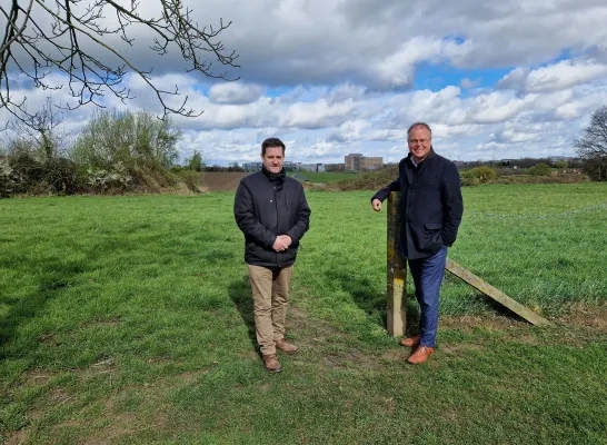 Sint-Pieters-Leeuw beschermt open ruimte in Negenmanneke