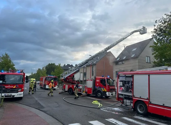 Woning in Strombeek onbewoonbaar na kelderbrand: bewoner lichtgewond na bluspoging
