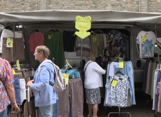 Modehandelaars tevreden over zomersolden, ook in Halle