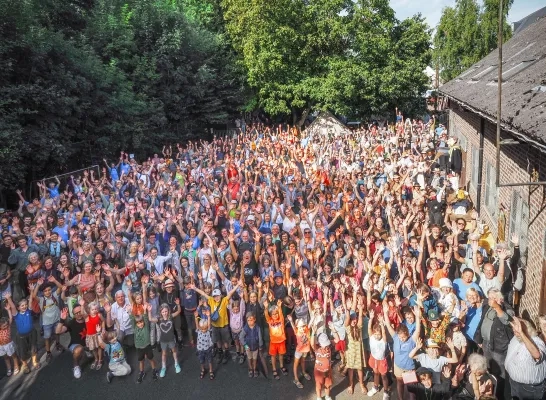 Folk verovert Gooik tijdens de Stage voor Volksmuziek