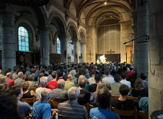 Folk verovert Gooik tijdens de Stage voor Volksmuziek: “Folk is niet muf, maar fris”