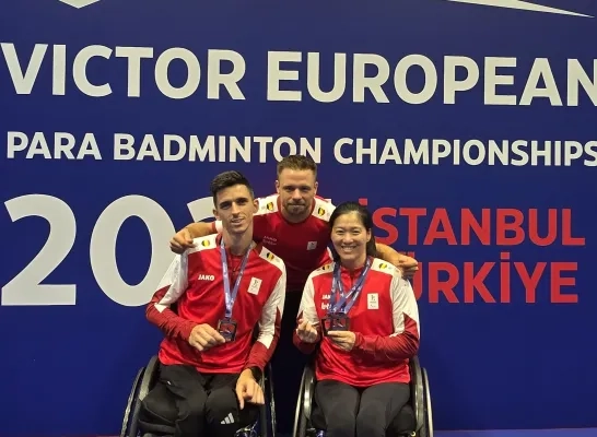 Brent Van Der Kelen en Kiki To pakken zilver op EK para-badminton