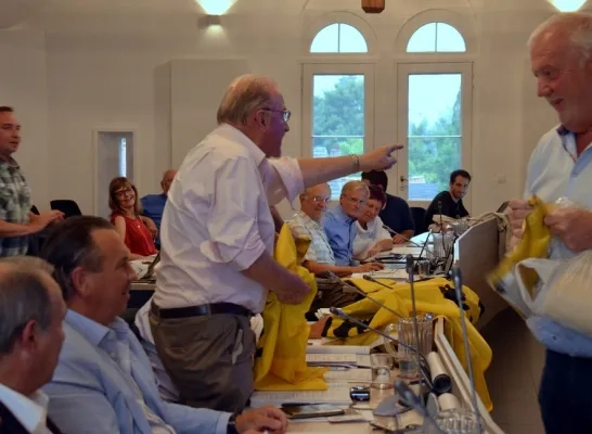vlaams_protest_dilbeek3_valkeniers_jef.jpg