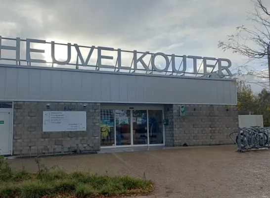 Zwembad Heuvelkouter in Liedekerke Zwembad Heuvelkouter in Liedekerke