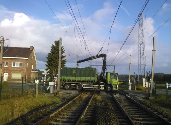 foto_spooroverweg_galmaarden.jpg