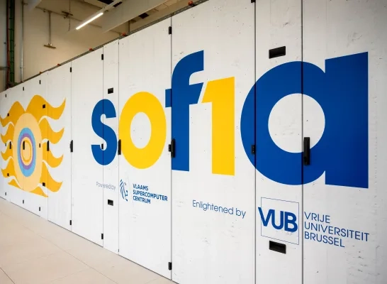 VUB huldigt in Zellik nieuwe supercomputer Sofia in