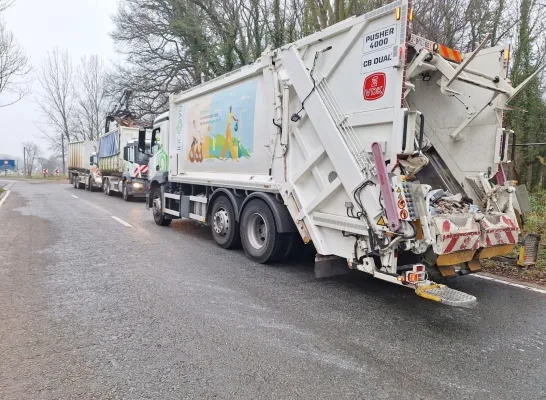 Het sluikstort langs de A12 in Meise os opgekuist