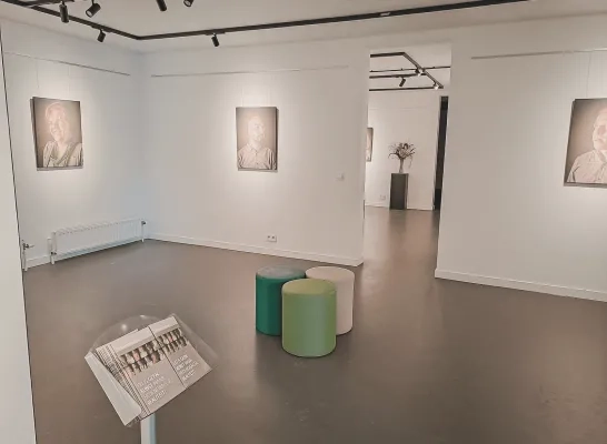 De expo van Oscare en VAGA vzw toont portretten van mensen met brandwonden of aangeboren gelaatsafwijkingen