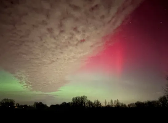 Zeldzaam noorderlicht kleurt hemel boven onze regio:
