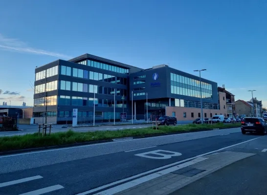 Het nieuwe politiecommissariaat aan de Schaarbeeklei in Vilvoorde Het nieuwe politiecommissariaat aan de Schaarbeeklei in Vilvoorde