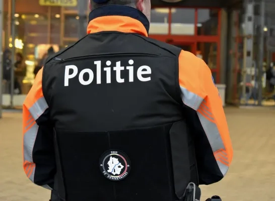 Politiezone Zennevallei in het station van Halle